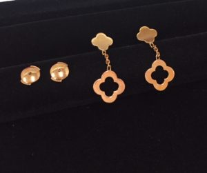 ヴァンクリーフ&アーペル アルハンブラ　ピアス　買い取り