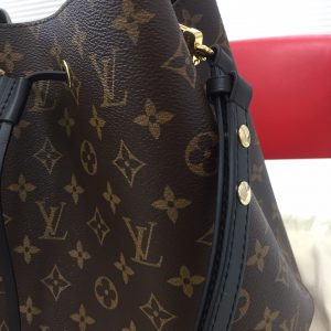 ヴィトン　バッグ　新品　買い取り