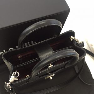 シャネル　ネオエグゼクティブ　バッグ　買い取り
