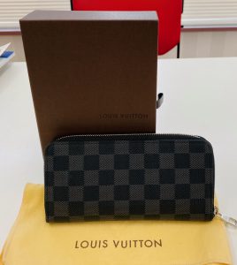 ルイヴィトン　ダミエグラフィット ポルトフォイユヴァスコ ラウンドファスナー長財布 N61653