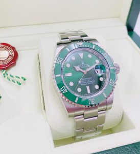 ロレックス サブマリーナ　デイト　グリーンサブ　116610LV　ランダムシリアル　メンズ