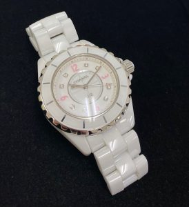 シャネル J12 ピンクライト 33mm 8Pダイヤ レディース ホワイト クォーツ H4863