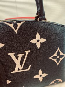 和歌山　ルイヴィトン　新品　買い取り