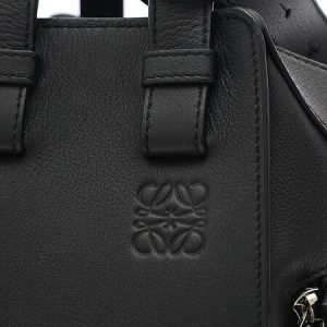 ロエベ　バッグ　買い取り　和歌山