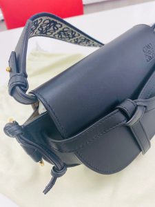 loewe ゲート　ミニ　ショルダーバッグ