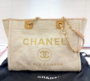シャネル ドーヴィルMM ミディアム チェーントートバッグ キャンバス ゴールド A67001 高価買取