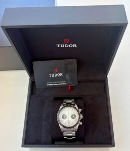 チューダー ブラックベイ クロノグラフ SS 白文字盤 79360N 買い取り